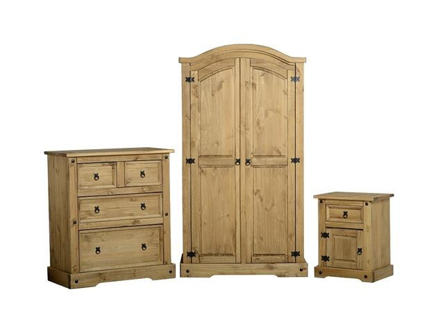 Corona Solid Pine Bed