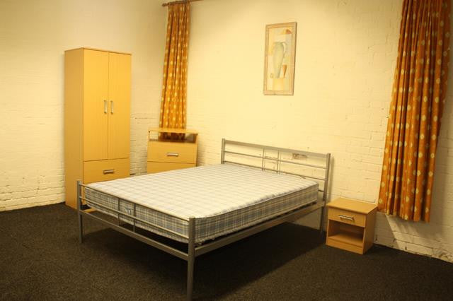 1 Star Double Metal Landlord Package (Bed)