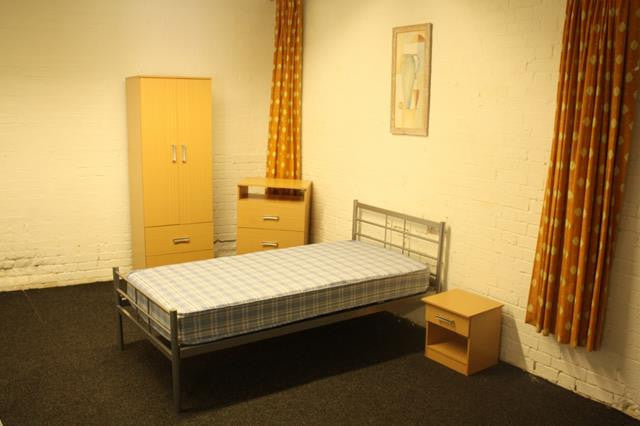 1 Star Single Metal Landlord Package (3 Bed)