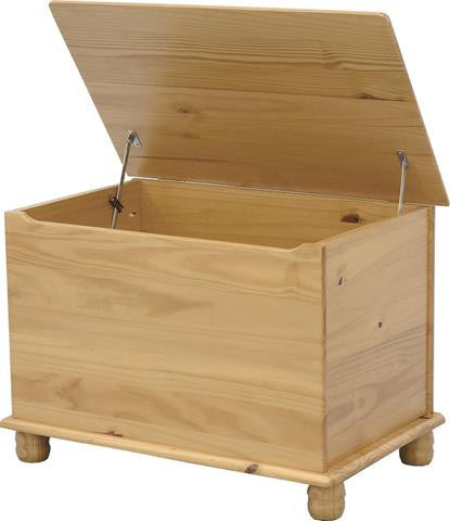 Sol Pine Storage Chests